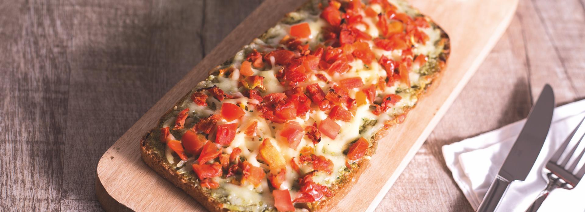 Produkte Tomate-Mozzarella-Brot – Perplex – Pizza &amp; Baguette ...